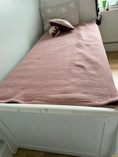 White wooden single daybed - white,