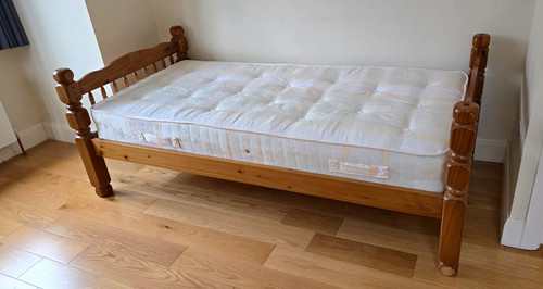 Wooden single daybed frame - single,